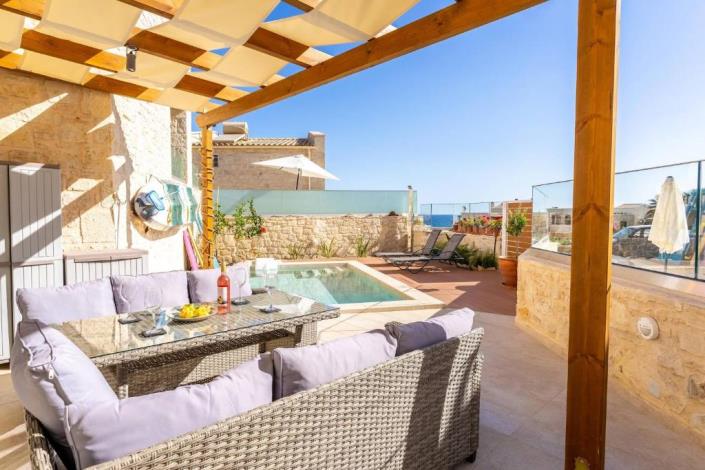 Image No.19-2 Bed Maisonette for sale