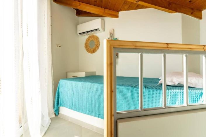 Image No.9-2 Bed Maisonette for sale