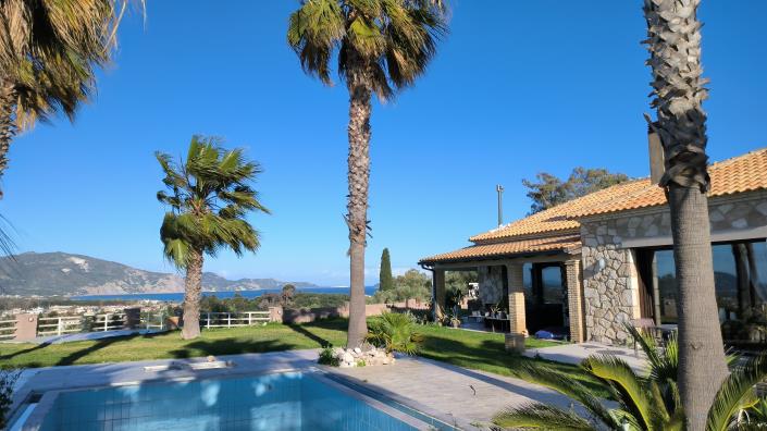 Image No.1-3 Bed House/Villa for sale