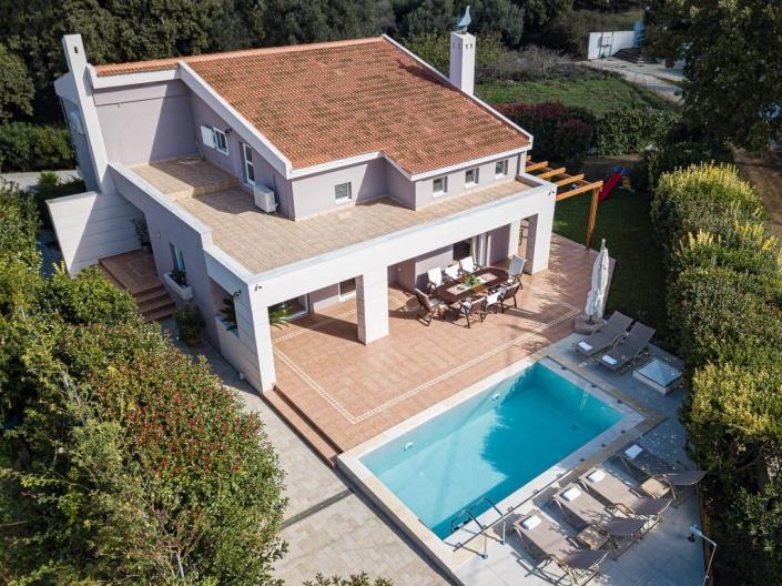 Image No.1-4 Bed Villa for sale
