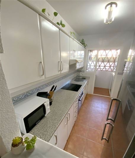 Image No.7-2 Bed Flat for sale