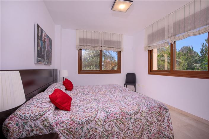 Image No.11-2 Bed Flat for sale
