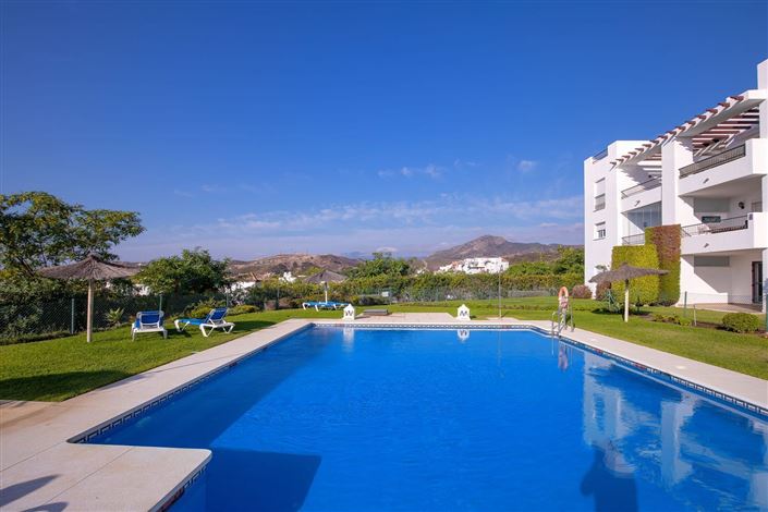 Image No.14-2 Bed Property for sale