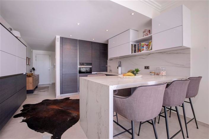 Image No.20-2 Bed Flat for sale