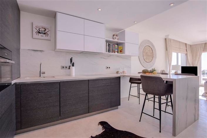 Image No.23-2 Bed Flat for sale