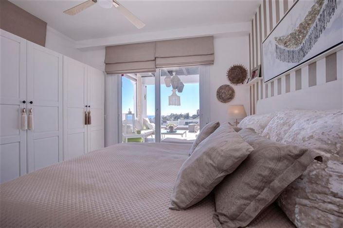 Image No.26-2 Bed Flat for sale
