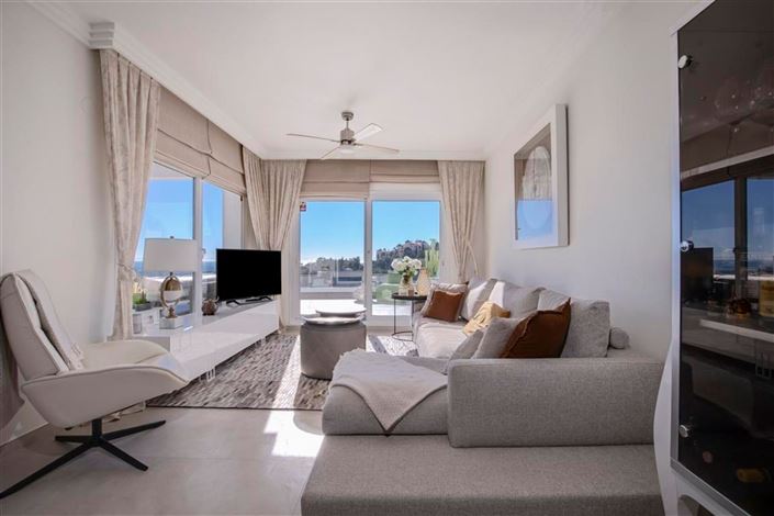 Image No.3-2 Bed Flat for sale