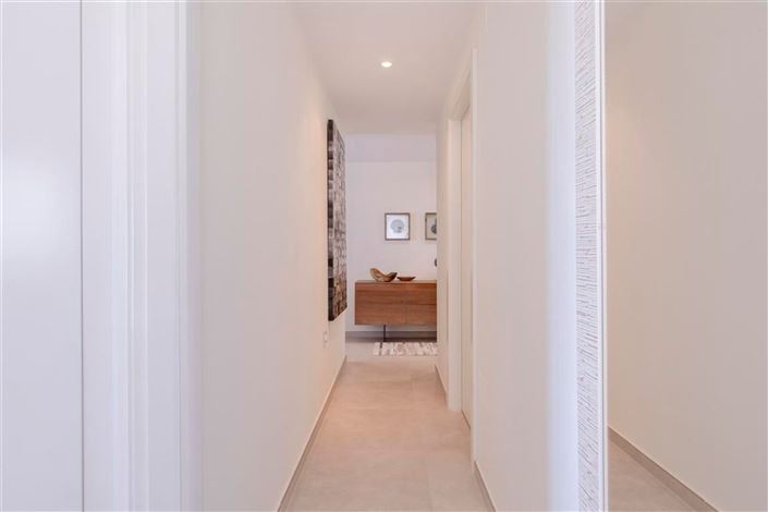 Image No.30-2 Bed Flat for sale
