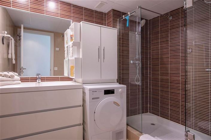 Image No.31-2 Bed Flat for sale