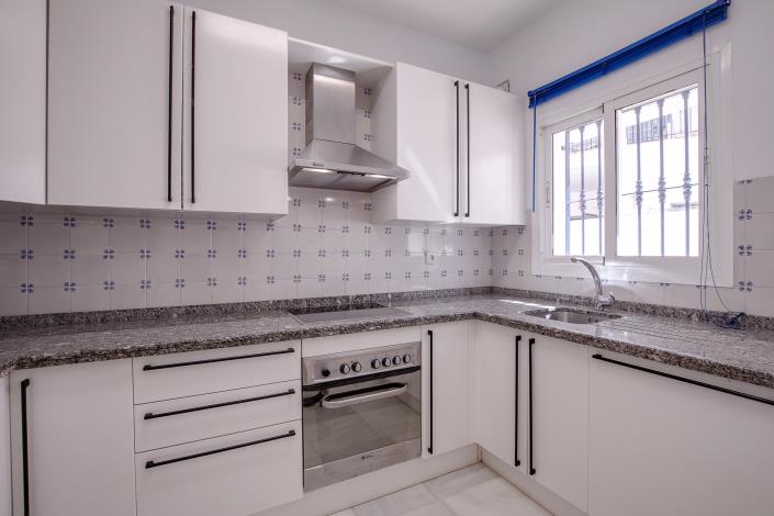 Image No.6-3 Bed Townhouse for sale