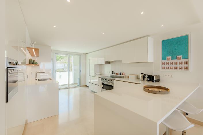 Image No.6-3 Bed Apartment for sale