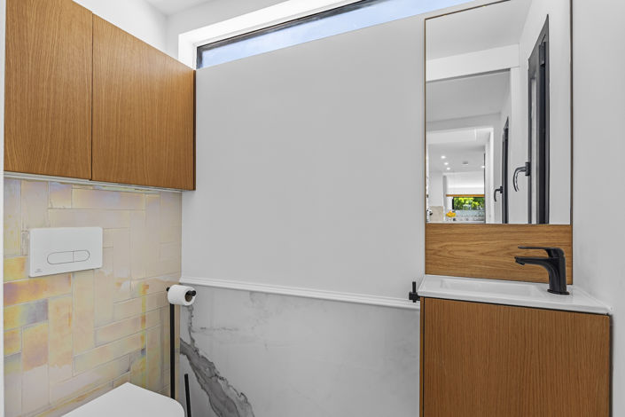 Image No.11-3 Bed House for sale