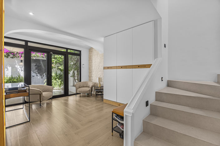 Image No.24-3 Bed House for sale