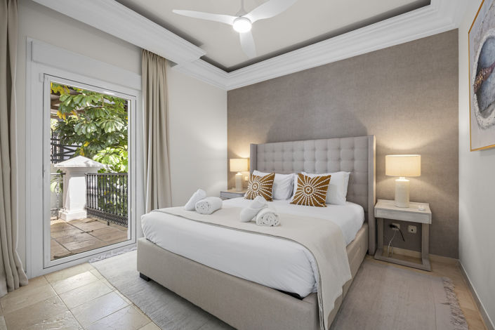 Image No.21-8 Bed Villa for sale