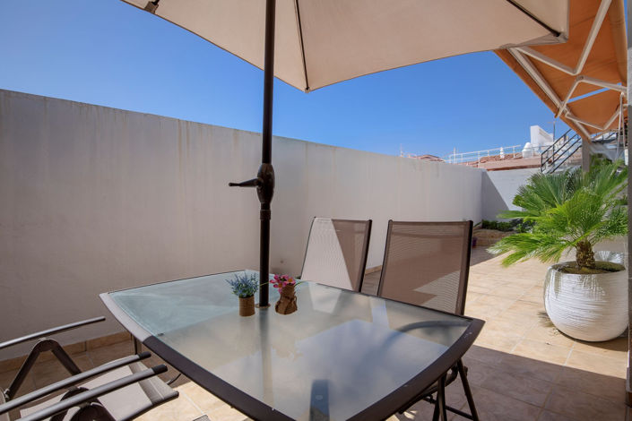 Image No.30-4 Bed House for sale