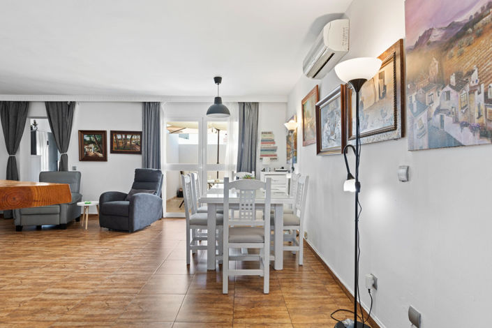 Image No.6-4 Bed House for sale