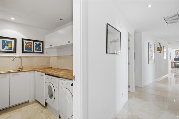 Image No.18-3 Bed Penthouse for sale