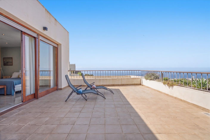 Image No.21-3 Bed Penthouse for sale