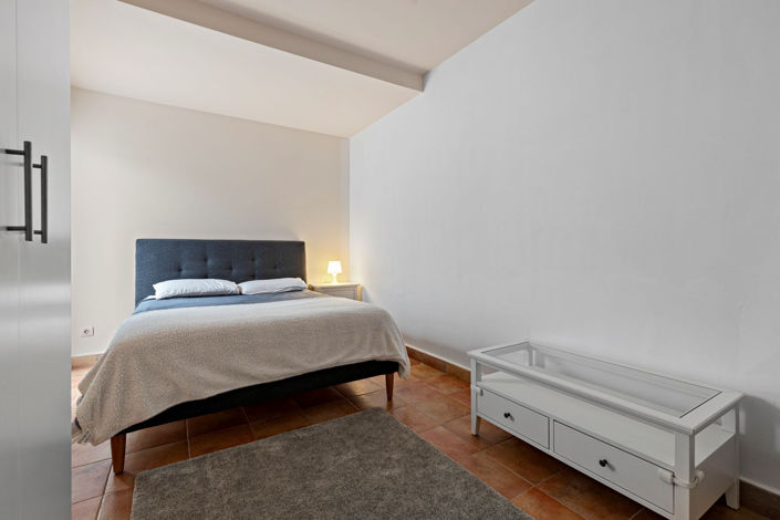 Image No.16-4 Bed Townhouse for sale