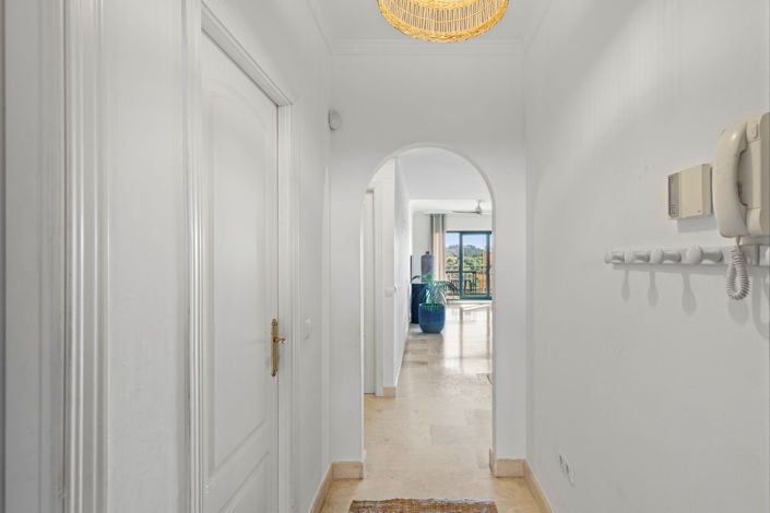 Image No.2-Appartement de 2 chambres à vendre à Marbella