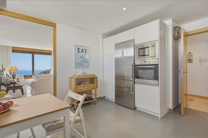 Image No.15-3 Bed Apartment for sale