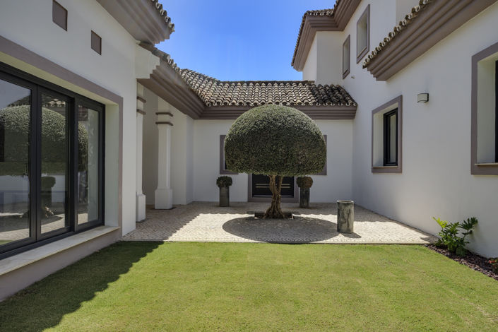 Image No.8-4 Bed Villa for sale