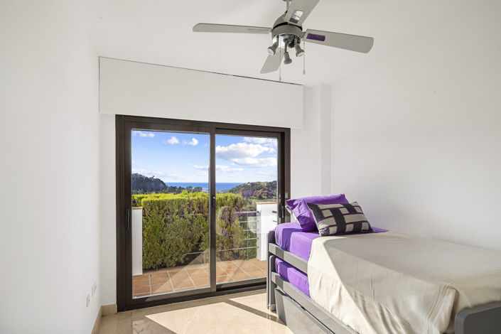 Image No.30-6 Bed Villa for sale