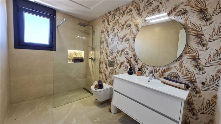 Image No.14-3 Bed Villa for sale