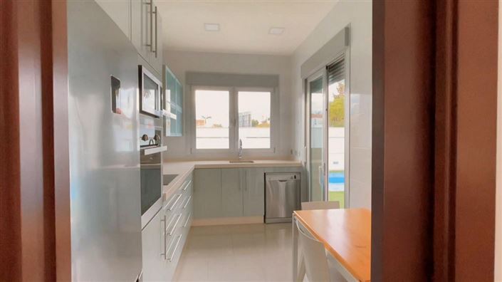 Image No.7-3 Bed Villa for sale