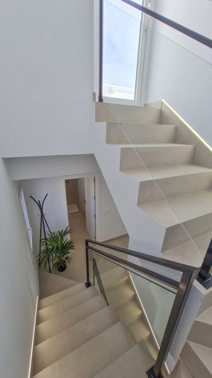 Image No.12-3 Bed Villa for sale