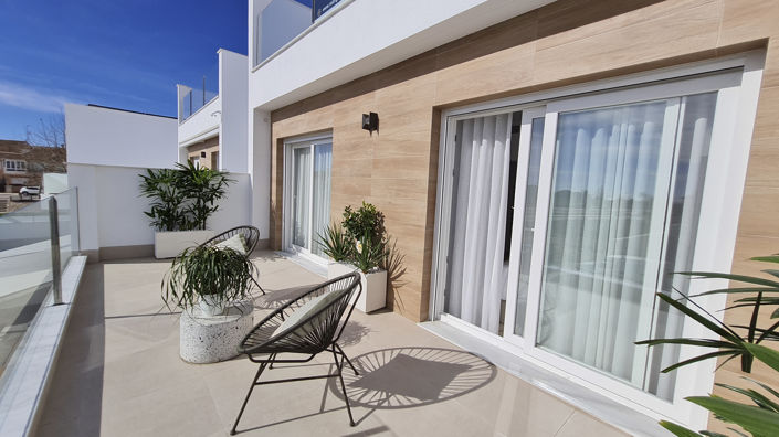 Image No.3-3 Bed Villa for sale