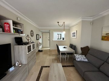 117modern2bedwithpoolviewsrodagolfphase312062