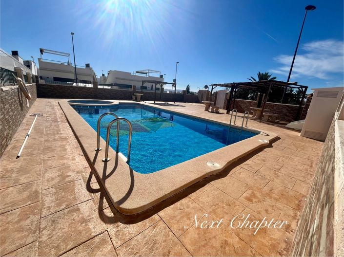 Image No.17-3 Bed Townhouse for sale