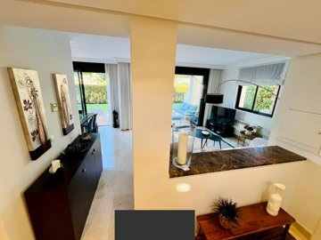 150beautifulsouthfacingfrontlinegolfdetachedv