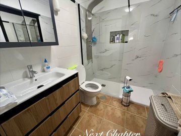 156sunnymodernisedspanishstyle2bedtownhouse17