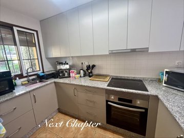 156sunnymodernisedspanishstyle2bedtownhouse18