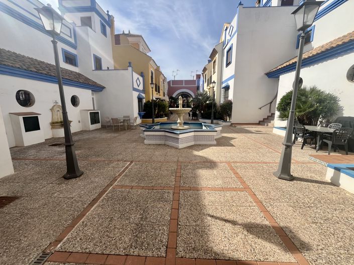 Image No.19-2 Bed Townhouse for sale