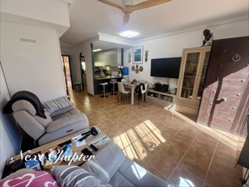 156sunnymodernisedspanishstyle2bedtownhouse18