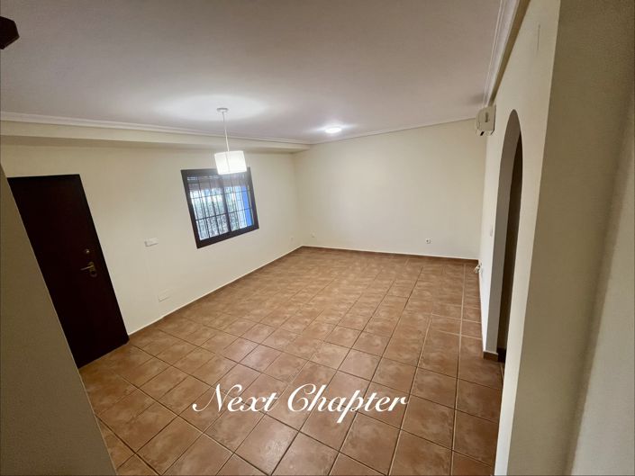 Image No.12-3 Bed Townhouse for sale