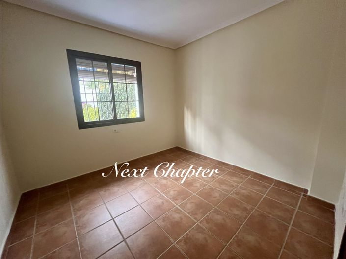 Image No.13-3 Bed Townhouse for sale