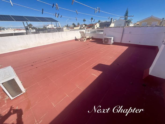 Image No.18-2 Bed Villa for sale