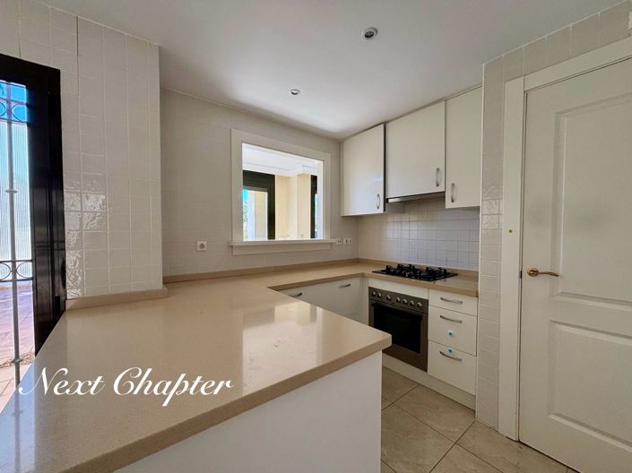 Image No.15-3 Bed Villa for sale