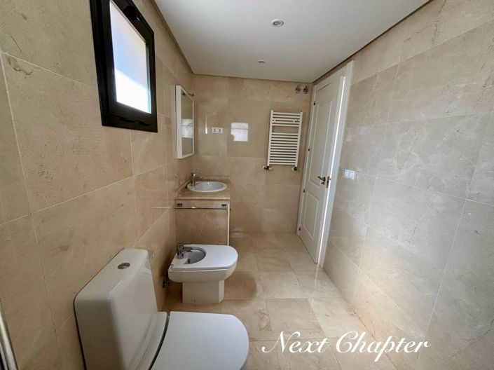 Image No.19-3 Bed Villa for sale