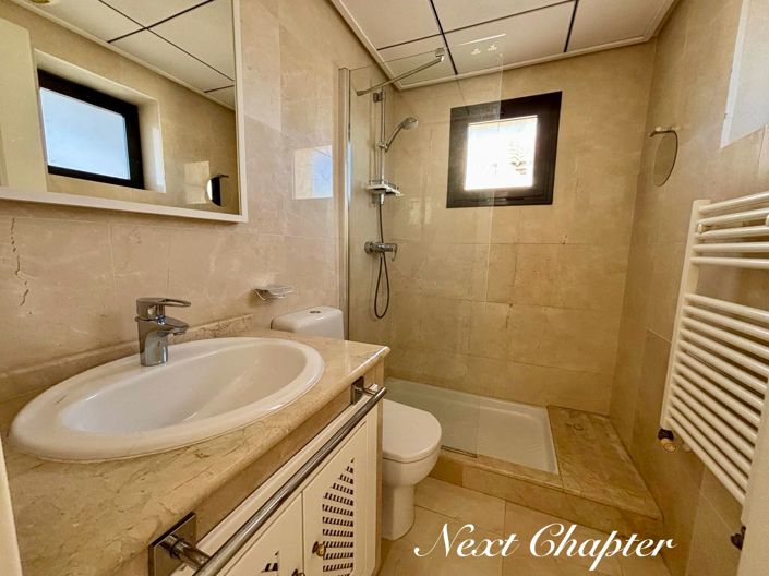 Image No.21-3 Bed Villa for sale