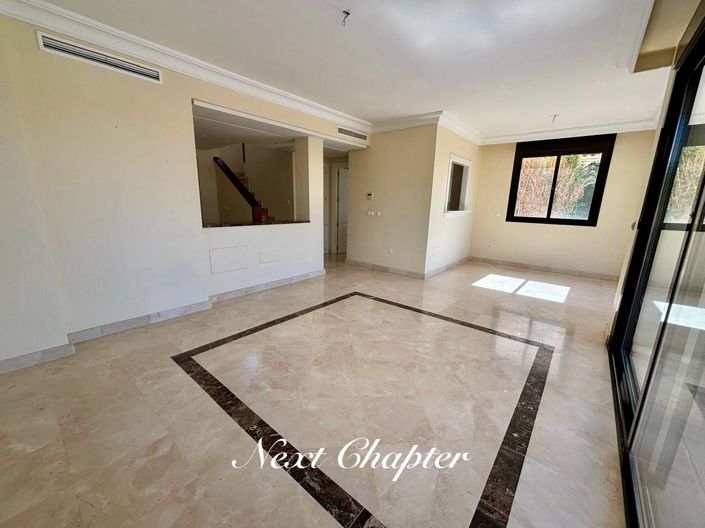 Image No.5-3 Bed Villa for sale