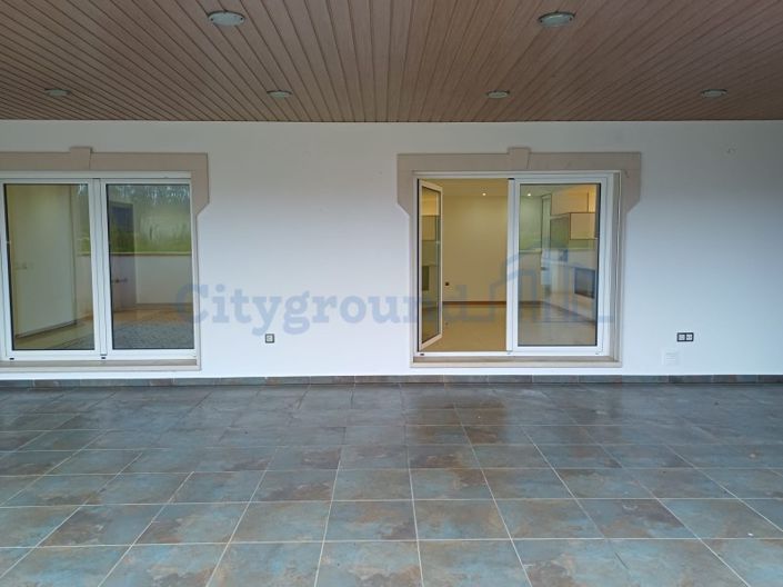 Image No.23-7 Bed House for sale