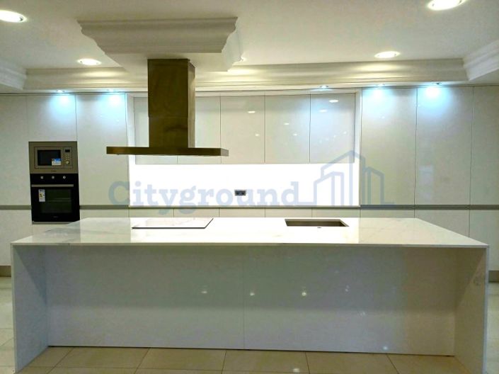 Image No.3-7 Bed House for sale