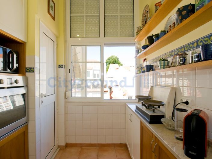 Image No.30-6 Bed Apartment for sale