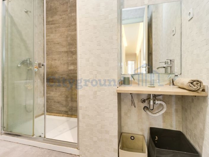 Image No.21-3 Bed Apartment for sale