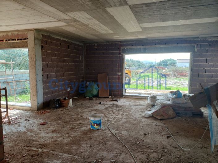 Image No.11-4 Bed House for sale